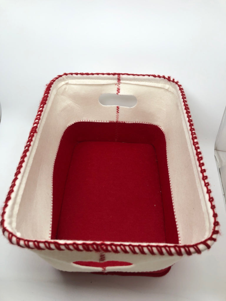 SOFT RED & WHITE BASKET.