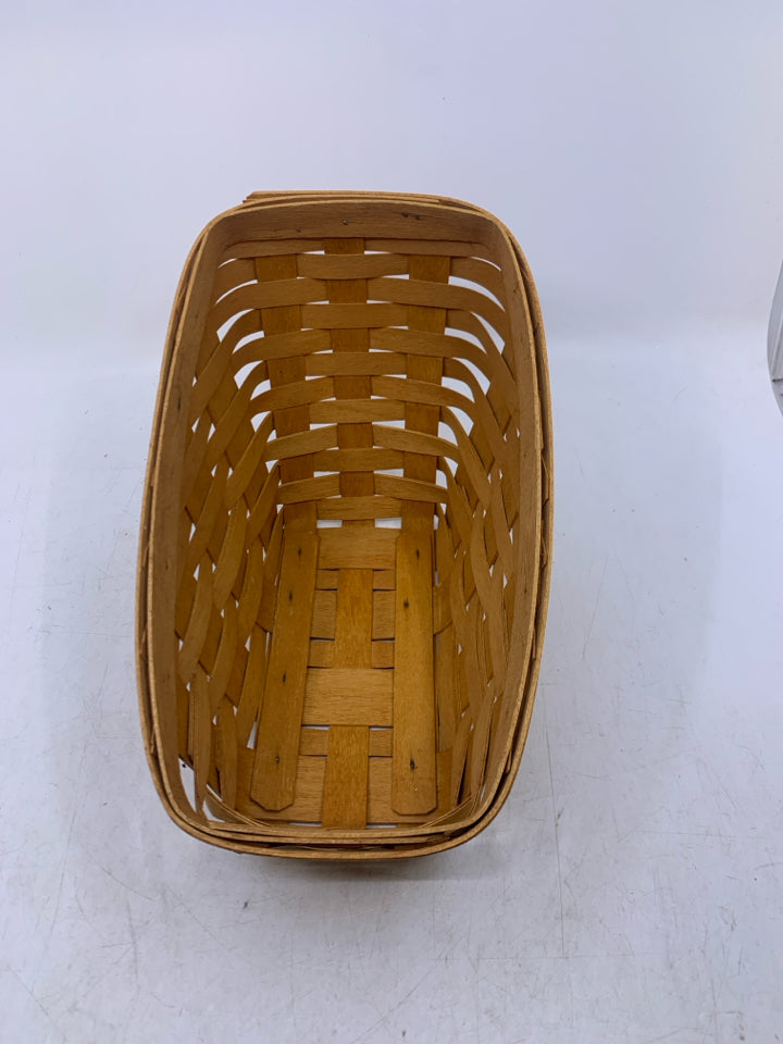 BLONDE SLANTED BASKET.