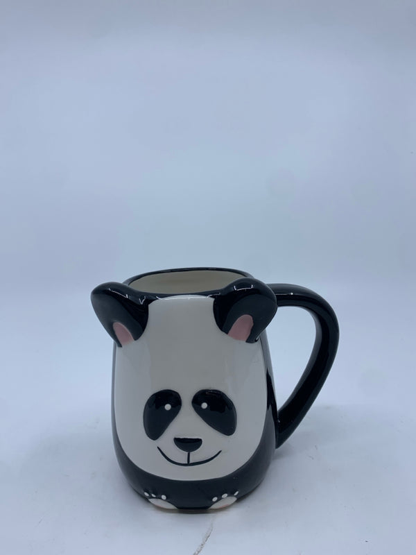 BLACK AND WHITE PANDA MUG.