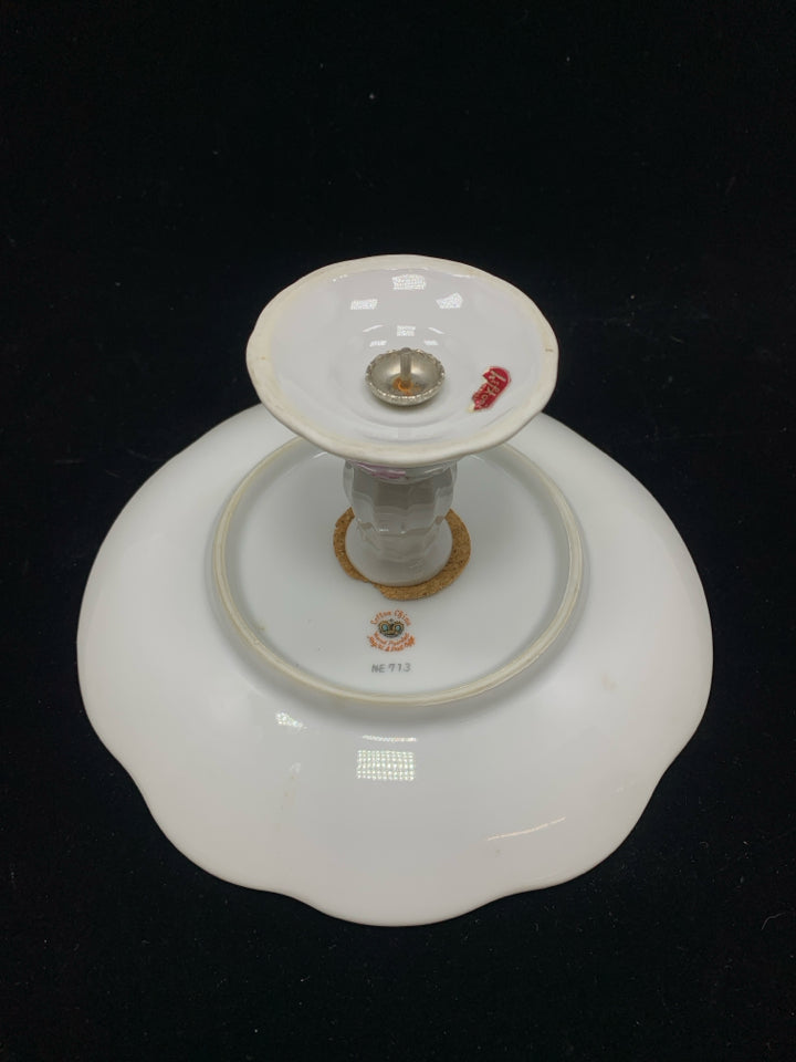 VTG ROSES PEDESTAL PLATE W/RETICULATED EDGE.