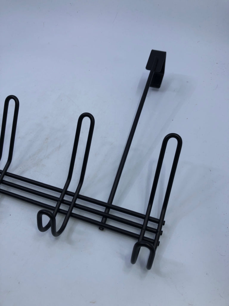 BLACK OVER THE DOOR HOOK.