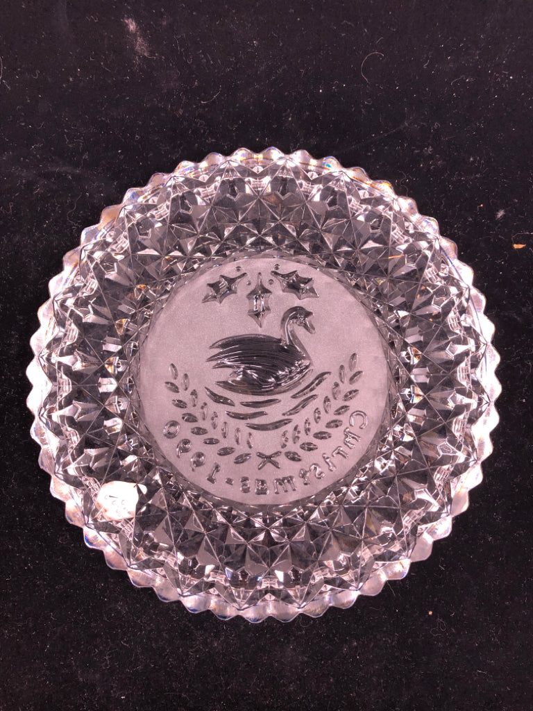 WATERFORD CRYSTAL SHALLOW CHRISTMAS 1990 DISH.