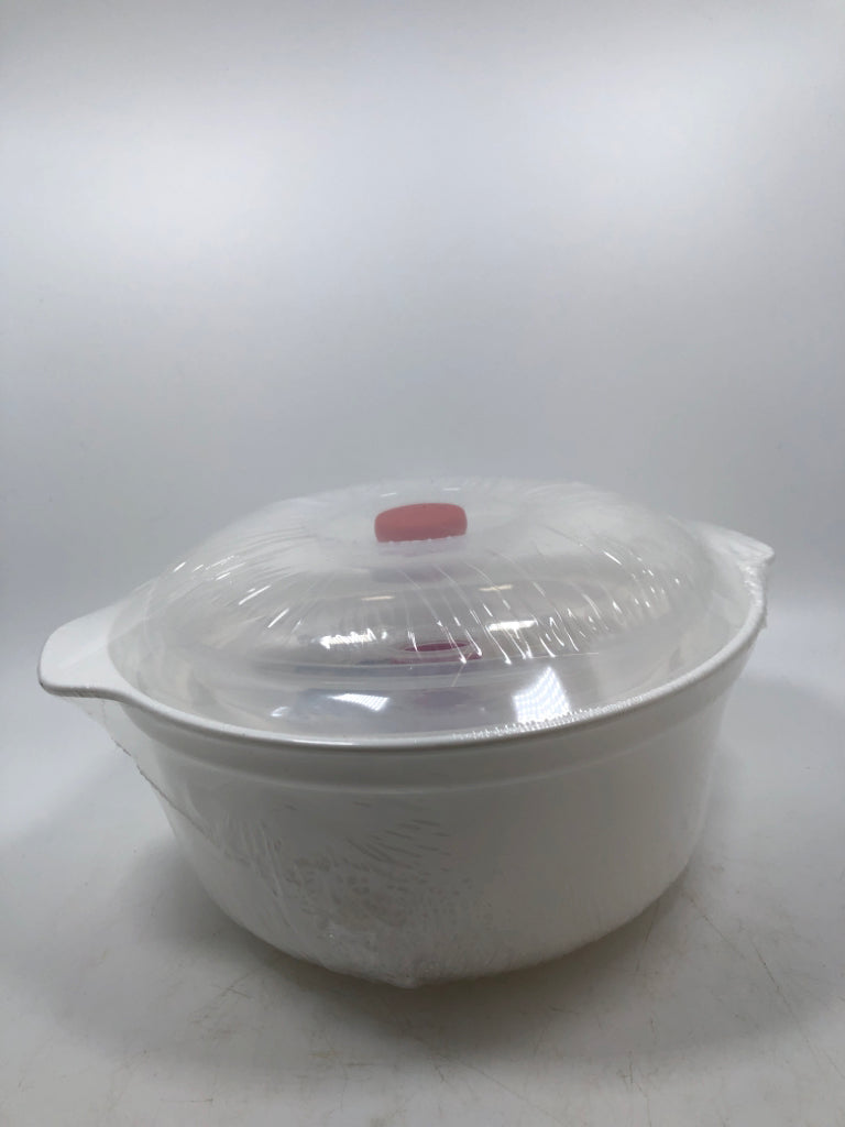 NIP 2PC MICROWAVE BOWL W/LID.
