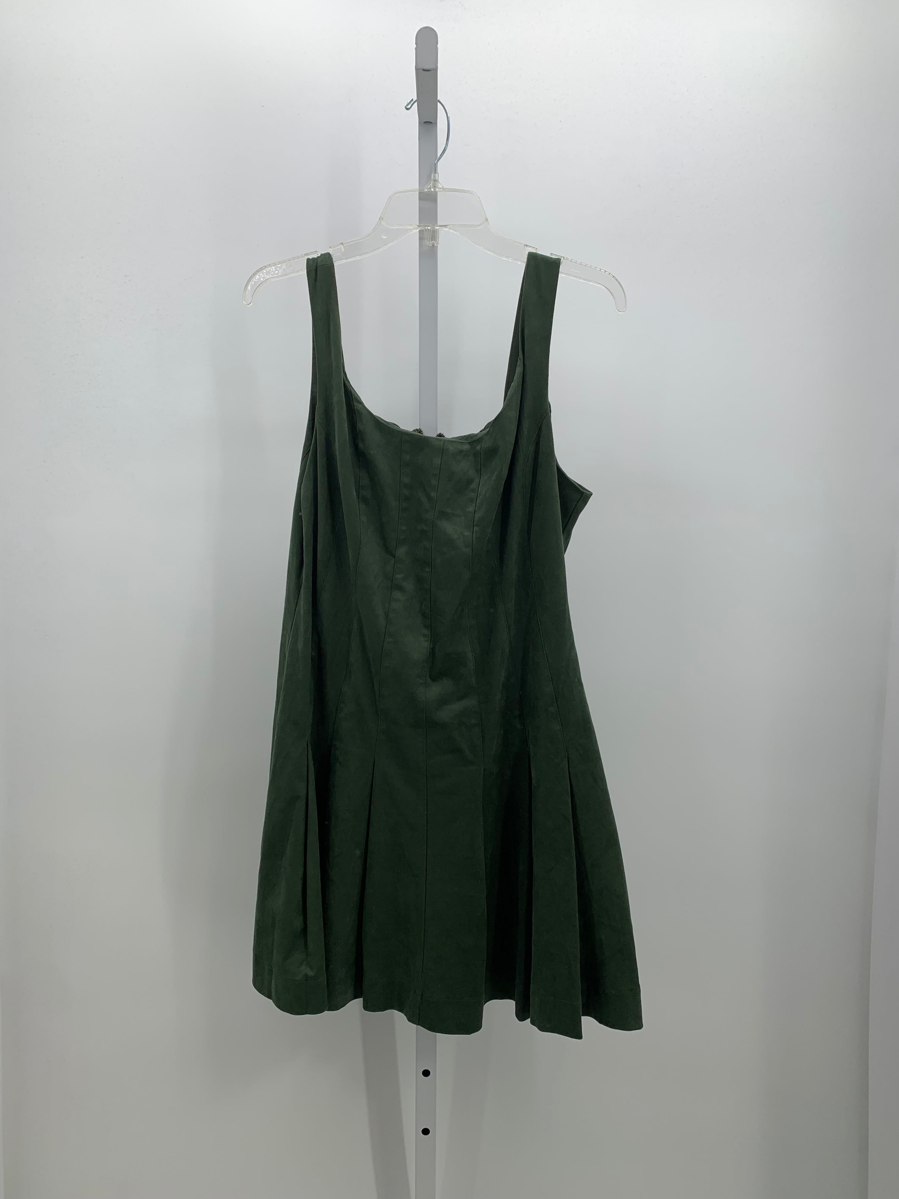 Size Large Juniors Sleeveless Dress