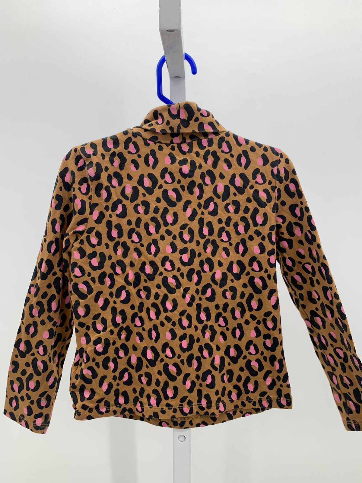 Amazon Essentials Size 6-7 Girls Long Sleeve Shirt