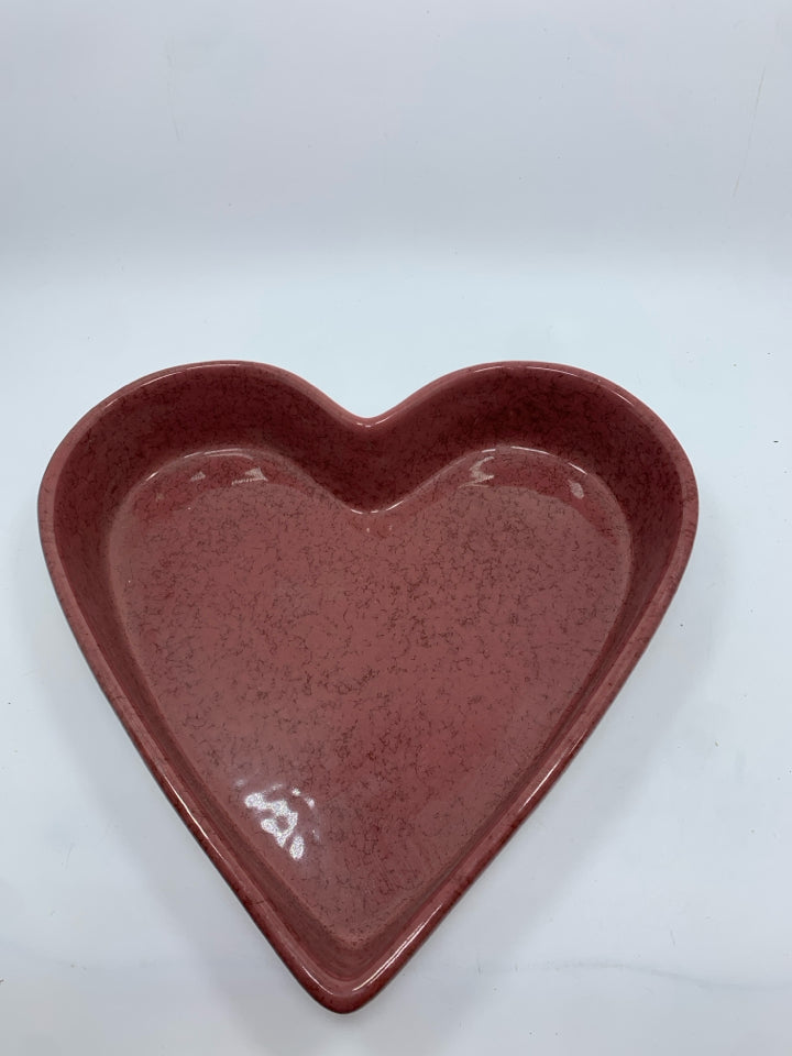CERAMIC HEART DISH.