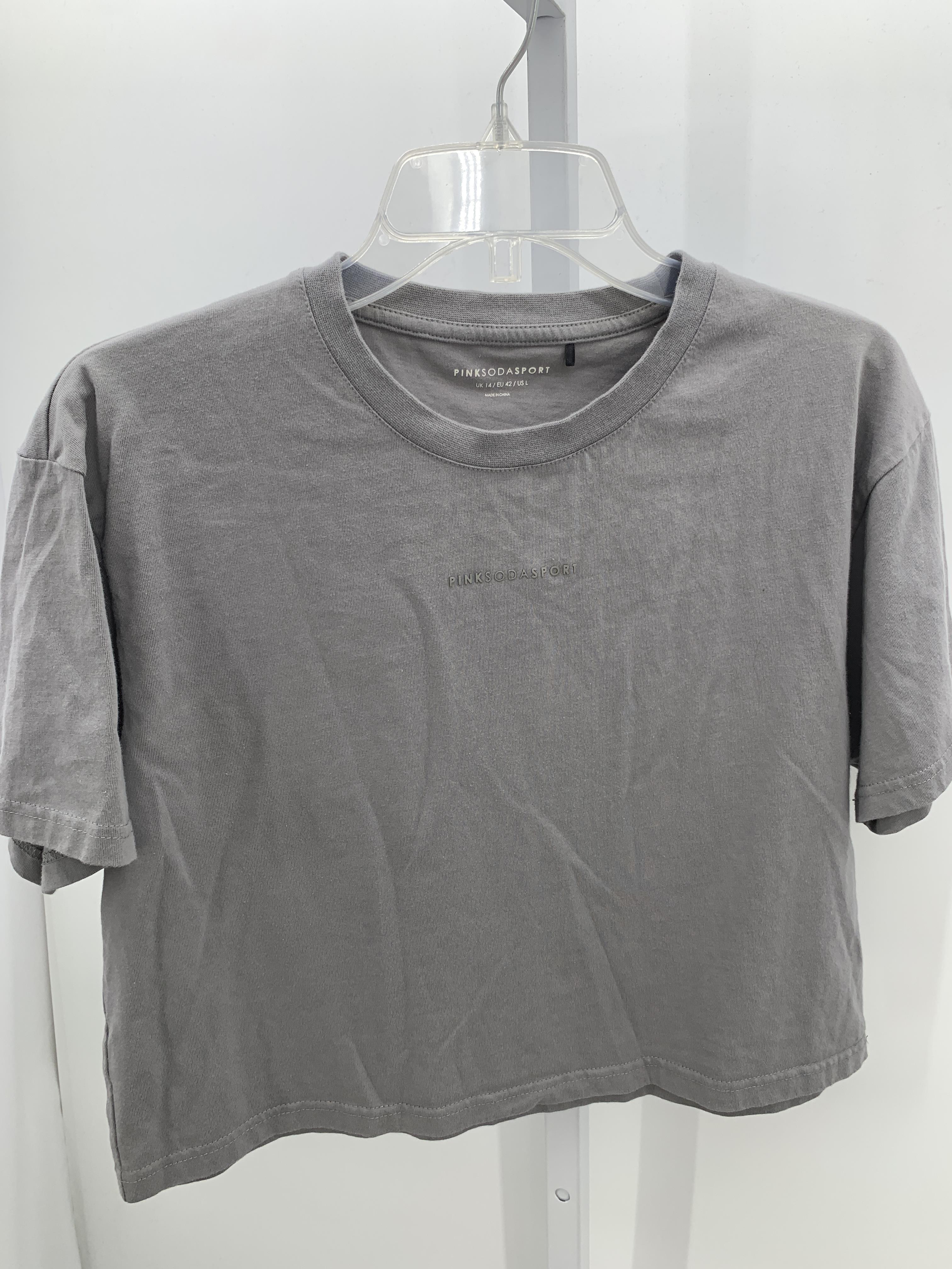 Size Large Juniors Short Sleeve Shirt