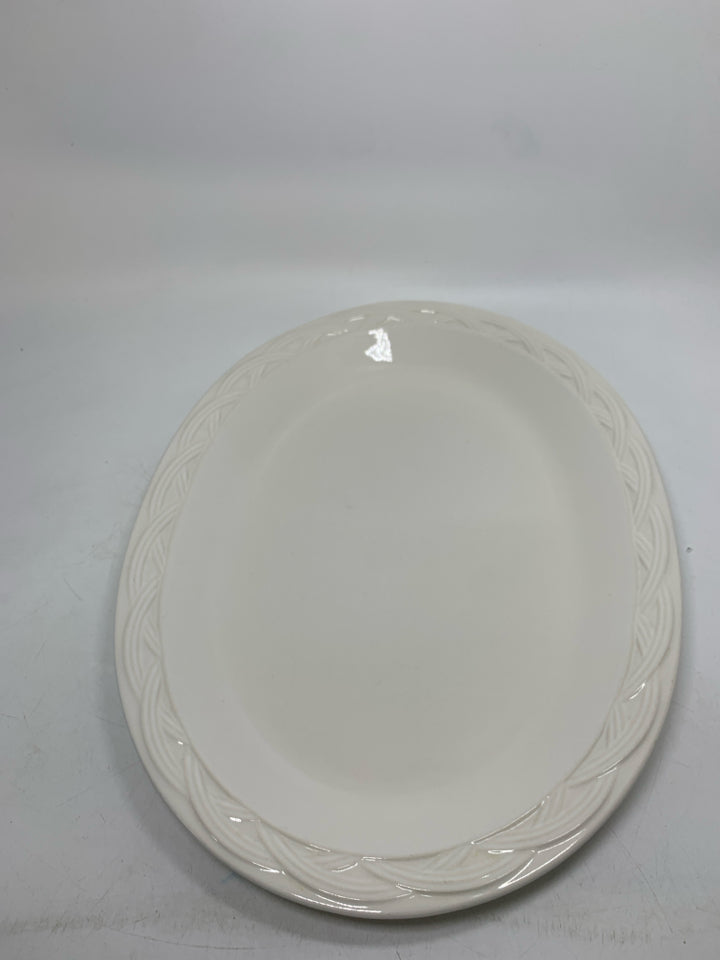 OVAL PLATTER W/ EMBOSSED EDGE.