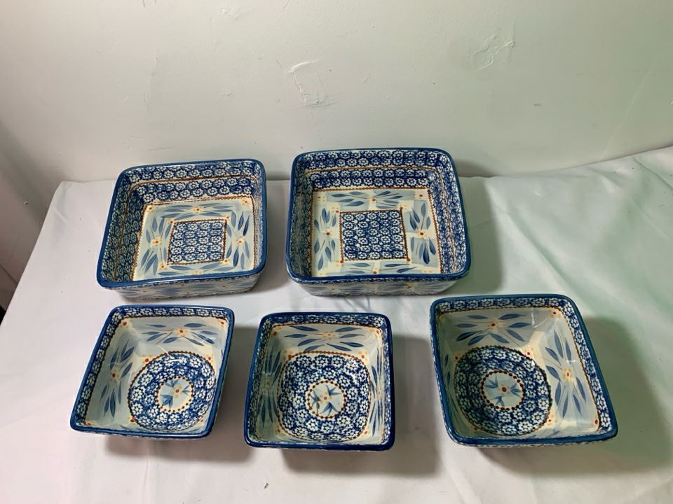 5PC BLUE TEMPTATIONS SQUARE SERVING SET.