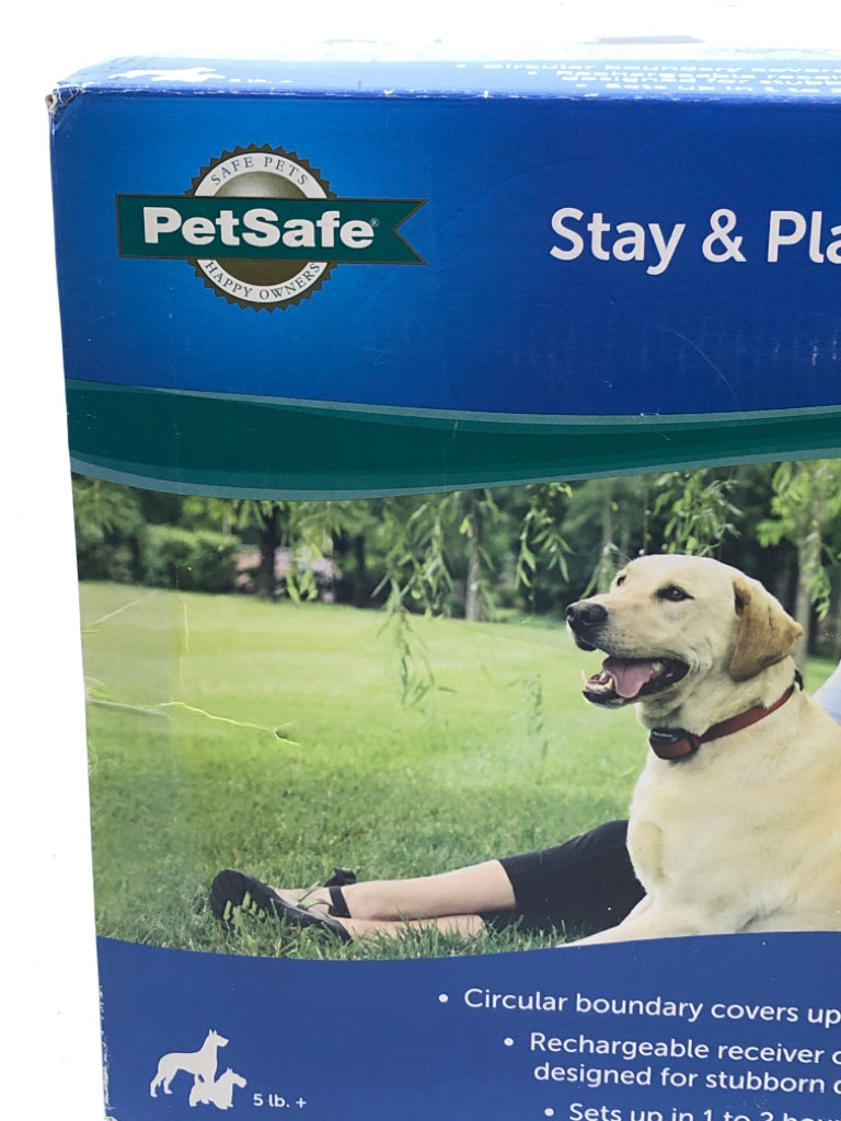 NIB STAY & PLAY WIRELESS FENCE PETSAFE.