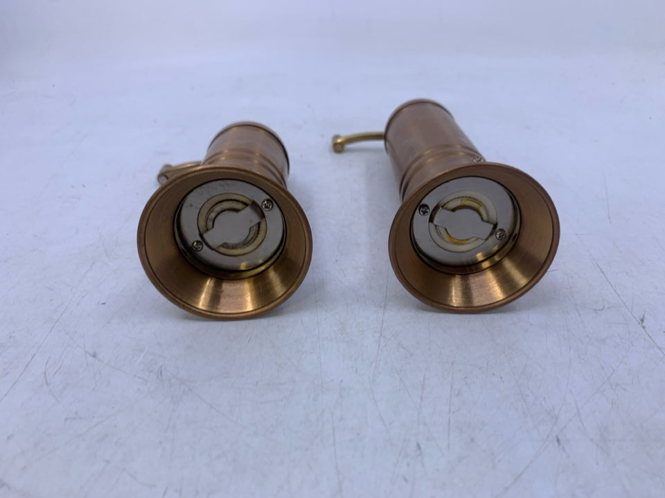 2 COPPER COLORED METAL SALT/PEPPER MILLS.