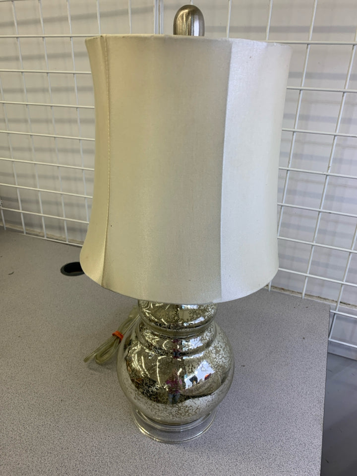 MERCURY CRACKLE GLASS LAMP W WHITE SHADE.