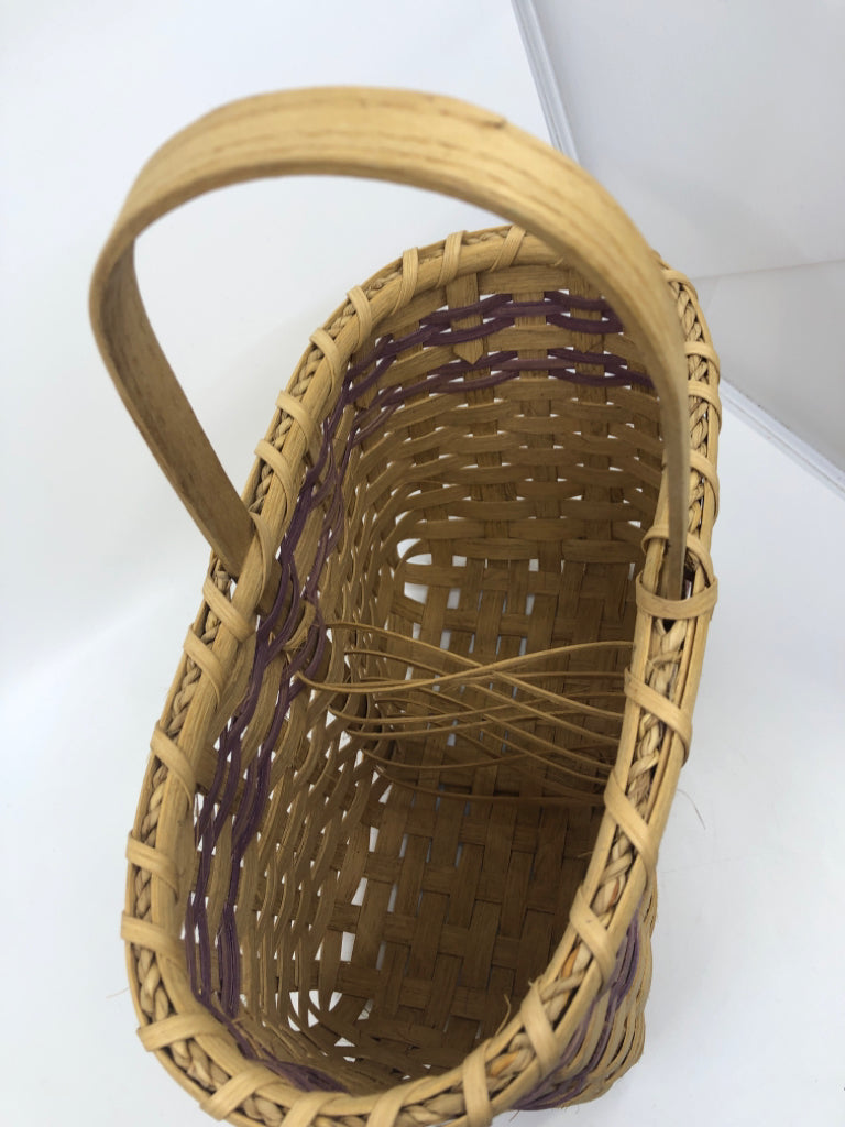 HANDMADE WOVEN DIVIDED BASKET W PURPLE ACCENT.