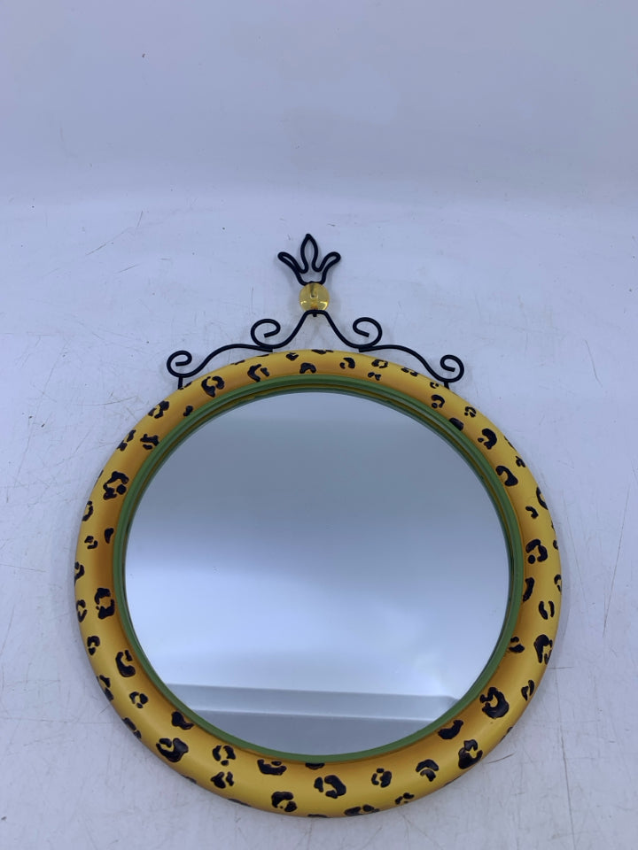 CIRCLE CHEETAH PRINT FRAME MIRROR W/ STAND.