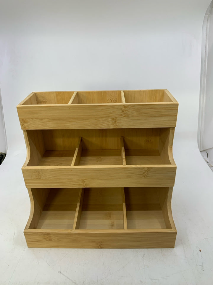 BLONDE WOOD 3-TIER W/ 9 SLOTS.