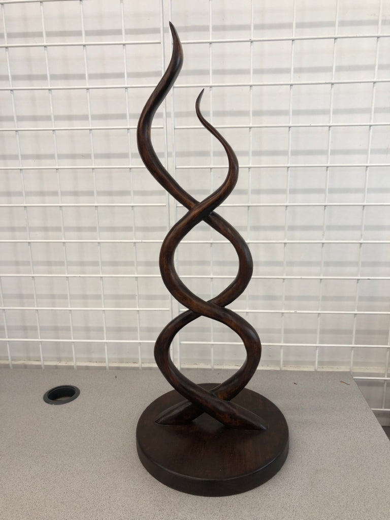 ABSTRACT WOOD FLAME DECOR.