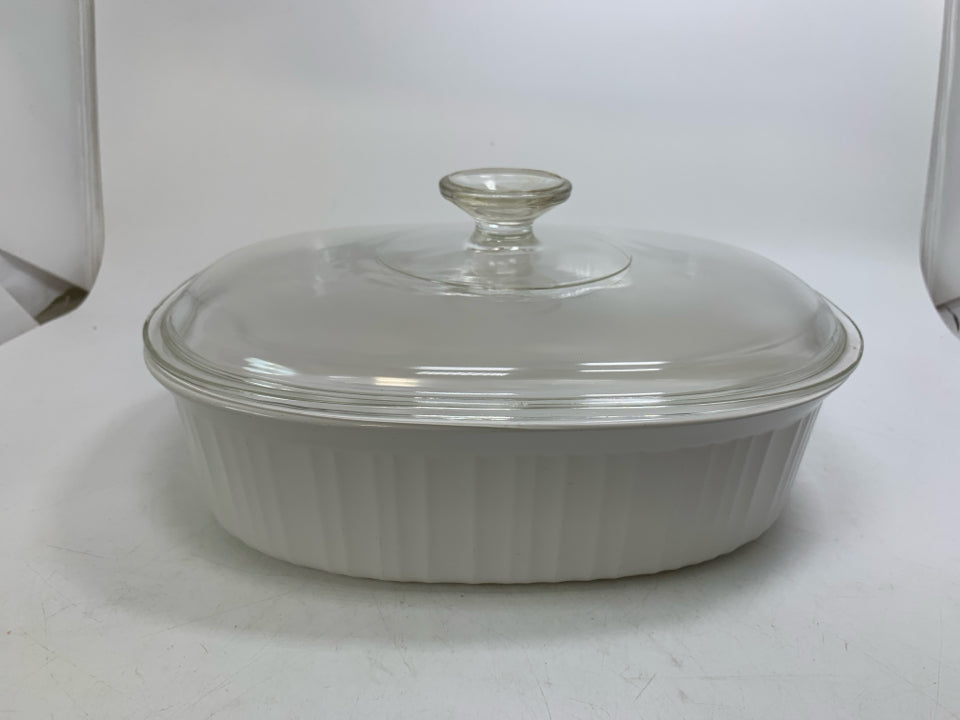 OVAL FRENCH WHITE RIBBED W/ LID.