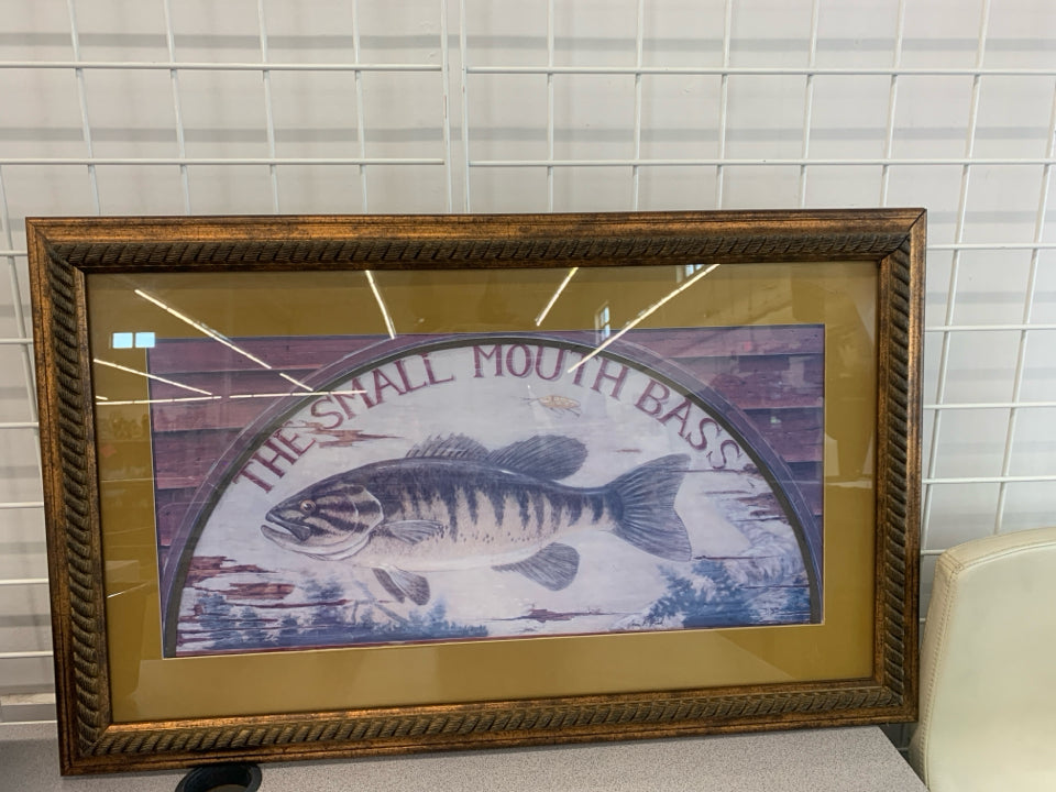SMALL MOUTH BASS FISH PRINT IN BRONZE FRAME.