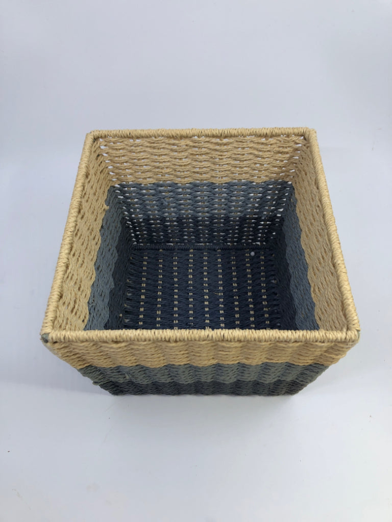 BLUE/CREAM STRIPE SQUARE STORAGE BASKET.