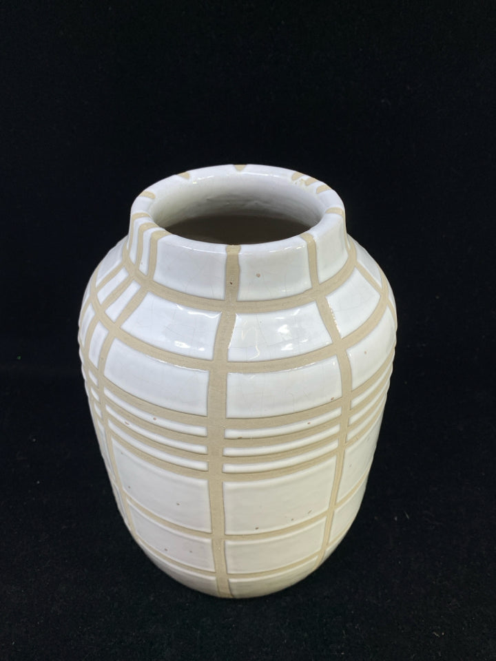 WHITE TAN STRIPED CERAMIC VASE.
