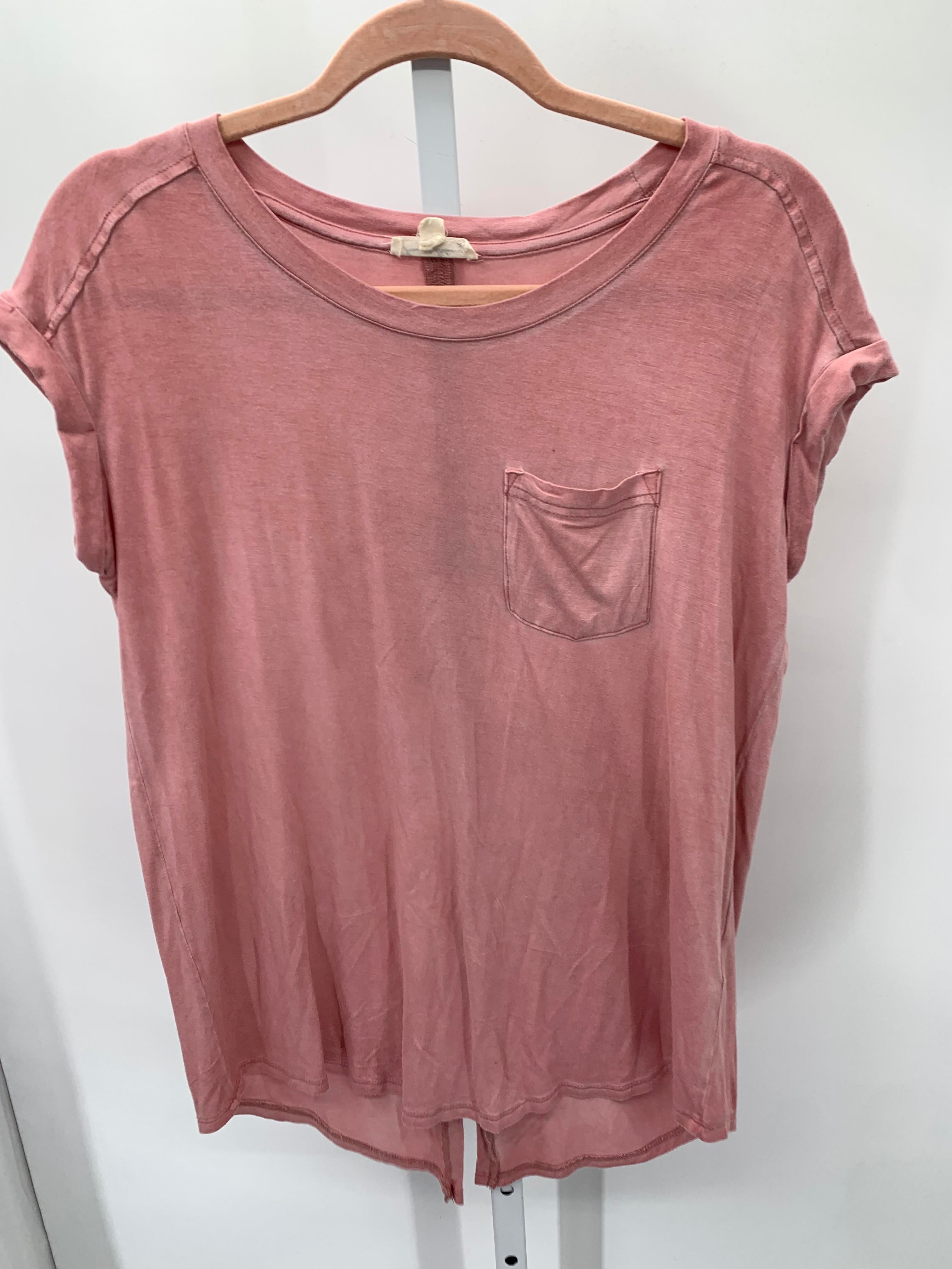 Size Small Misses Short Sleeve Shirt