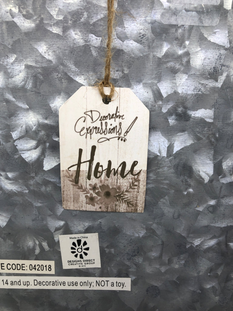 ENJOY THE LITTLE THINGS GALVANIZED AND METAL WOOD WALL HANGING.