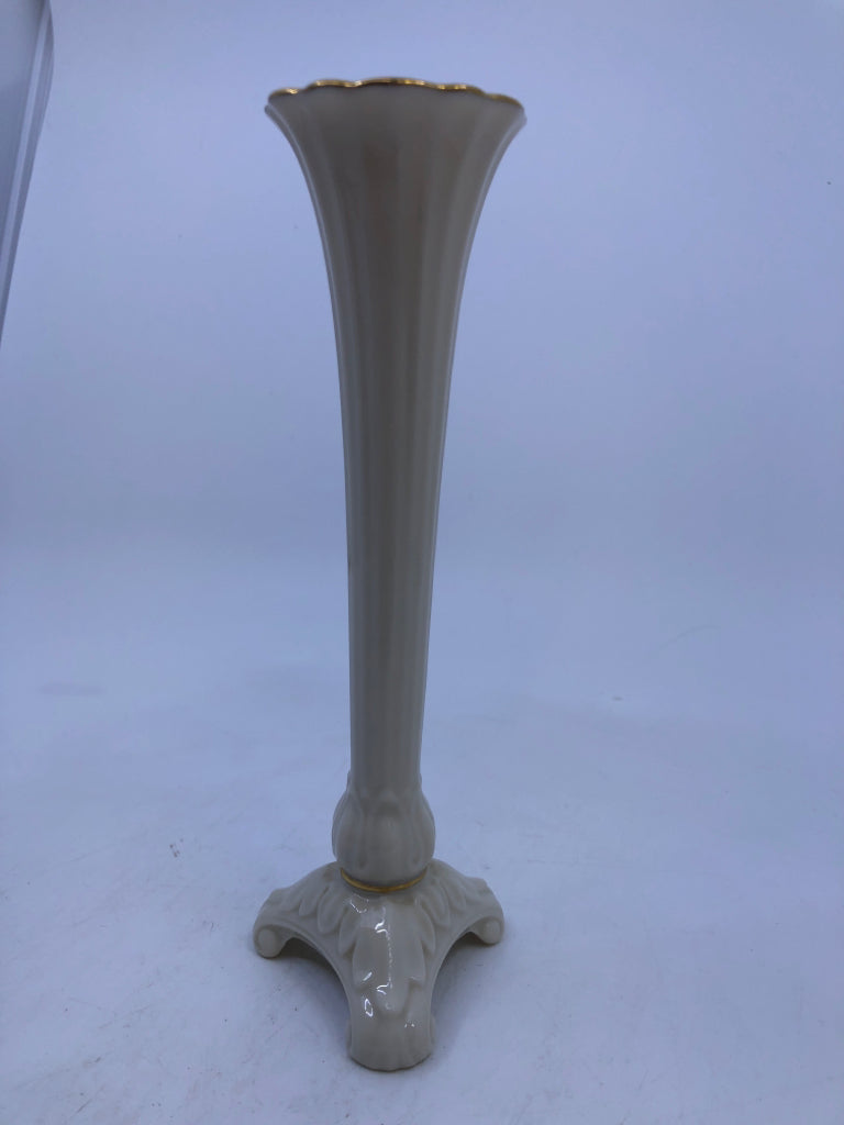 LENOX TALL GOLD RIMMED BUD VASE.