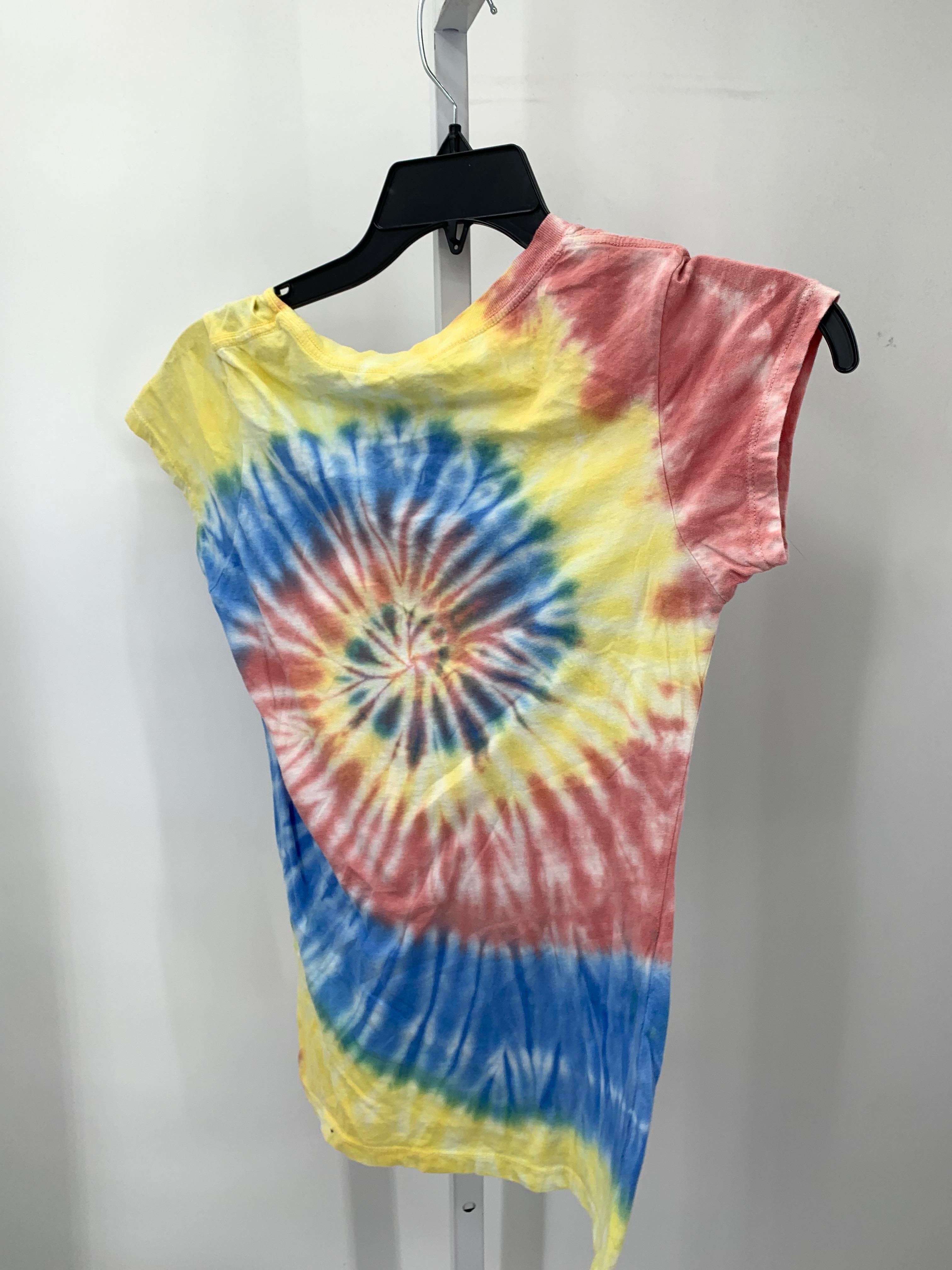 Size Medium Juniors Short Sleeve Shirt