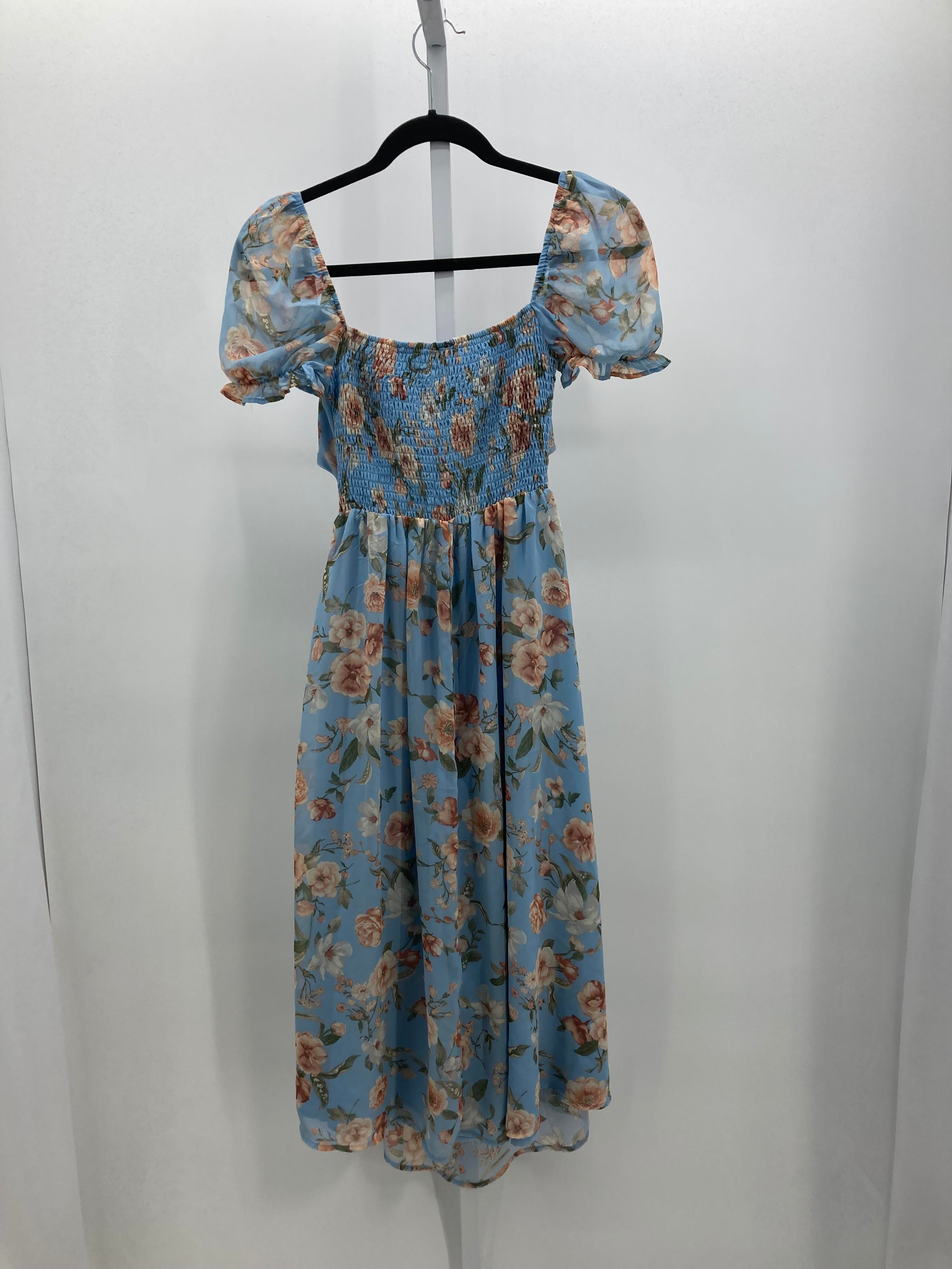 Size Medium Juniors Short Sleeve Dress
