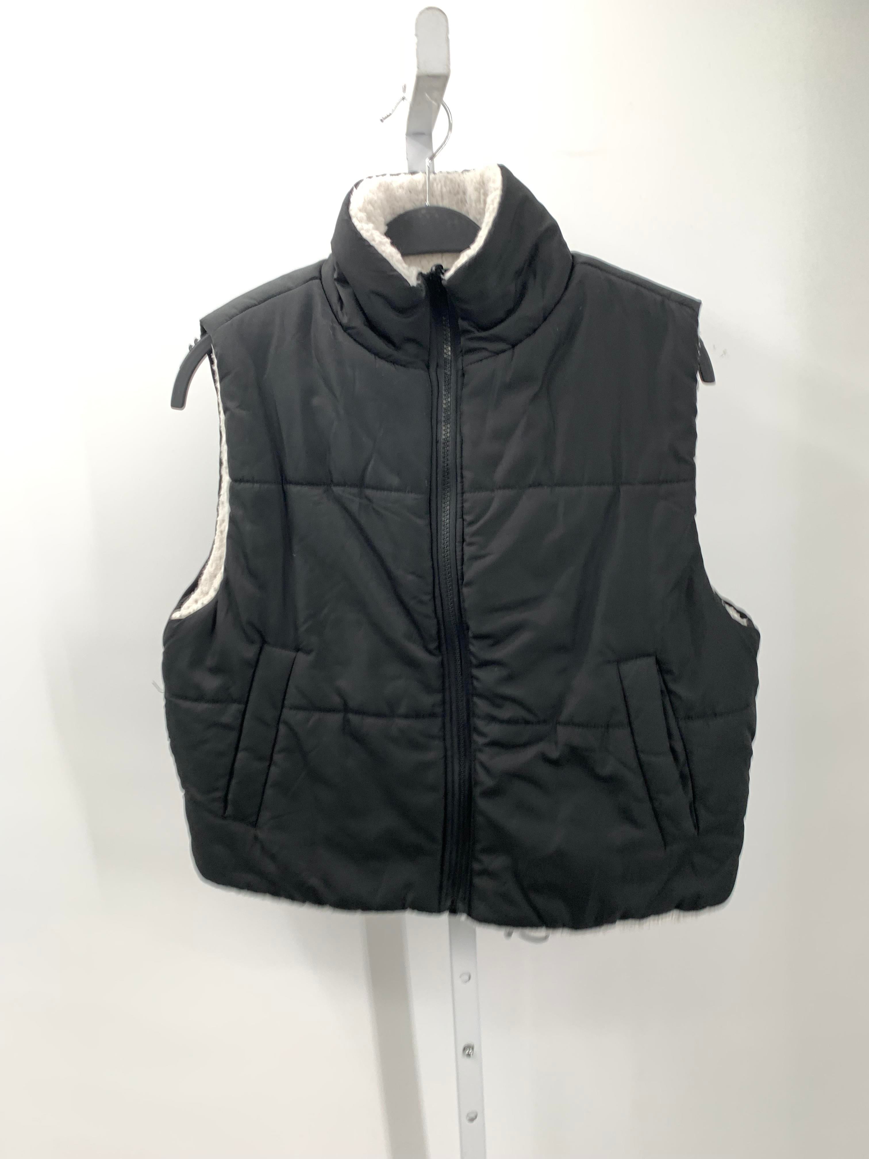 Almost Famous Size Medium Juniors Vest