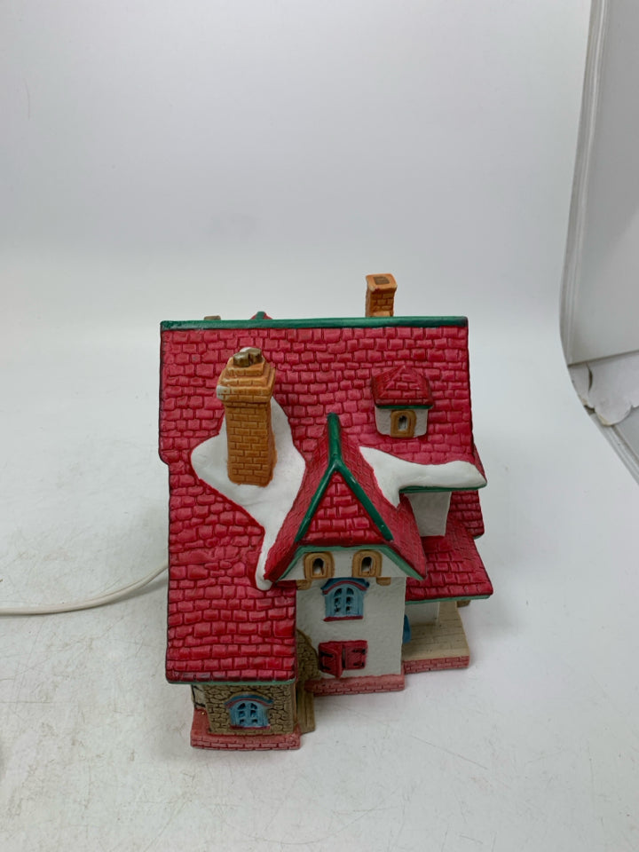 VTG CHRISTMAS VILLAGE SANTA CLAUS LIGHTED HOUSE LEMAN DICKENSVALE 1993.