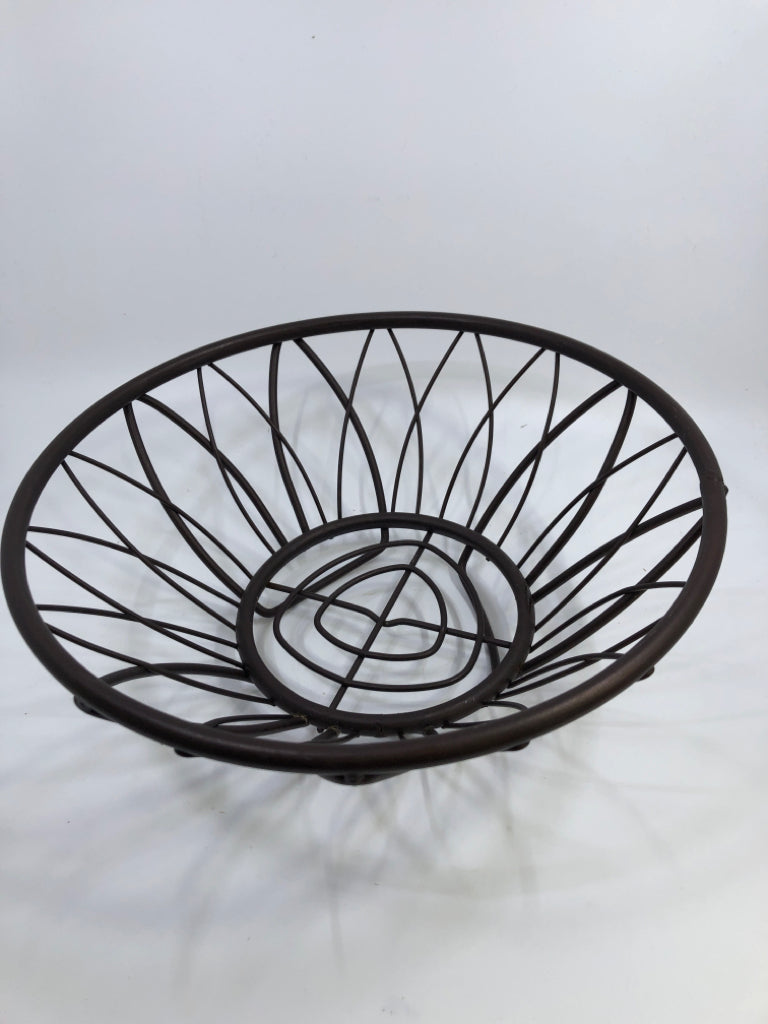 BROWN METAL FRUIT BASKET.