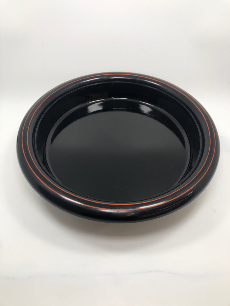 VTG COVERED LAZY SUSAN W/PAINTED PATTERNS.