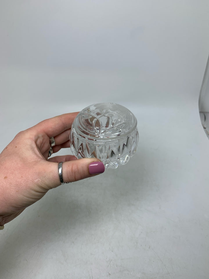 GLASS TEXTURED TRINKET BOX W/ ETCHED FLOWER.