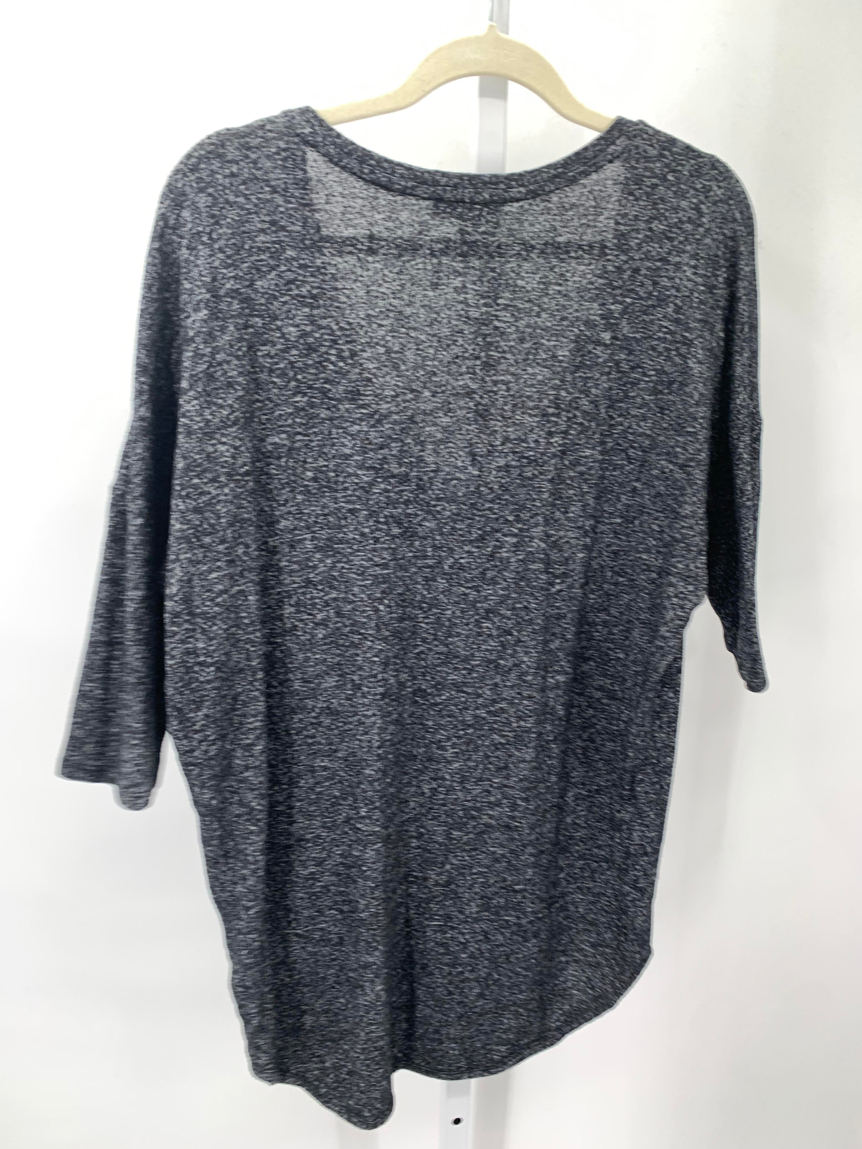 Express Size Medium Misses 3/4 Sleeve Shirt