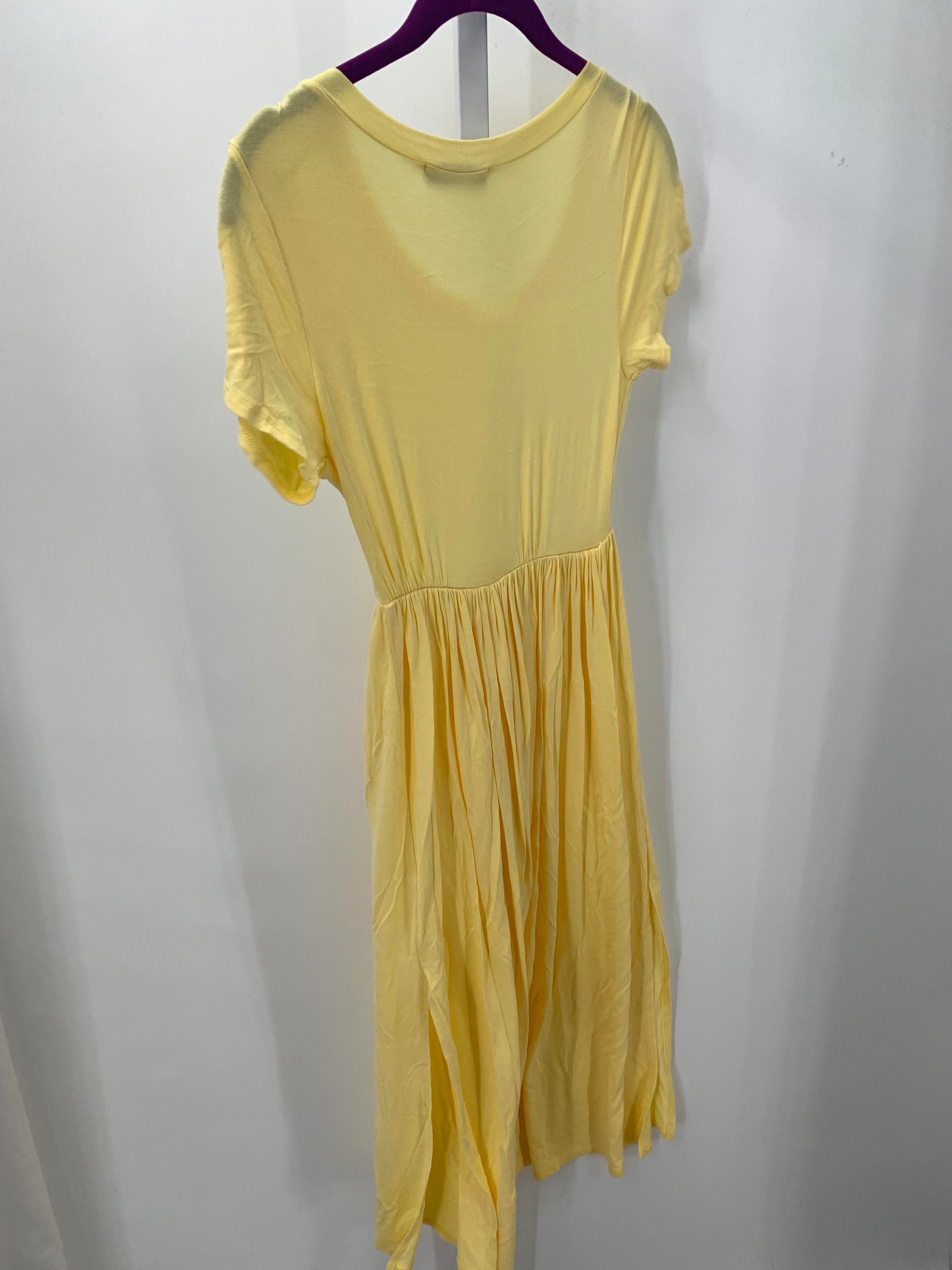 Size Small Juniors Short Sleeve Dress