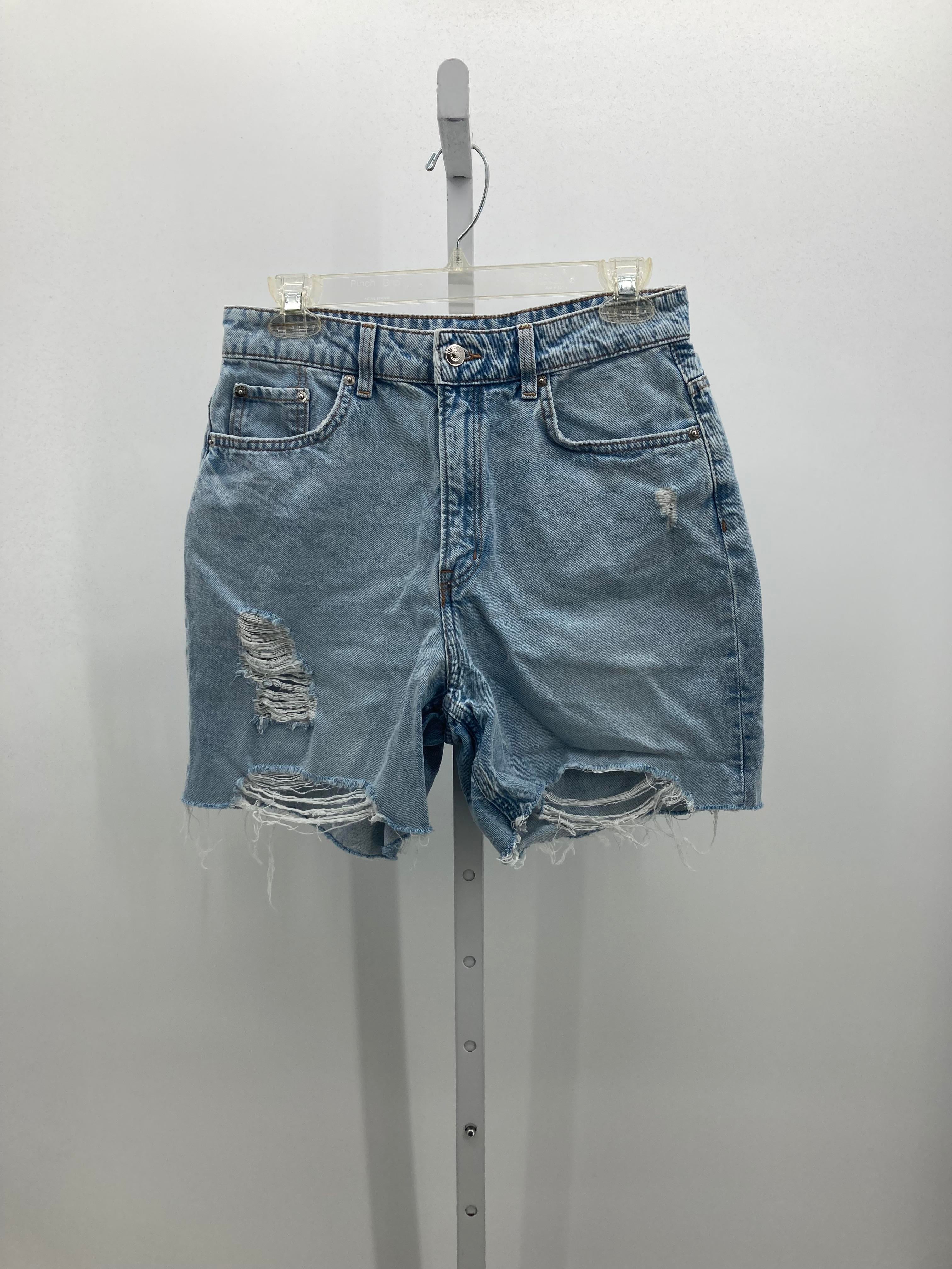 Divided Size 8 Juniors Shorts