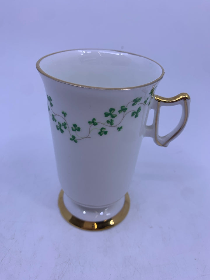 SMALL WHITE SHAMROCK MUG.