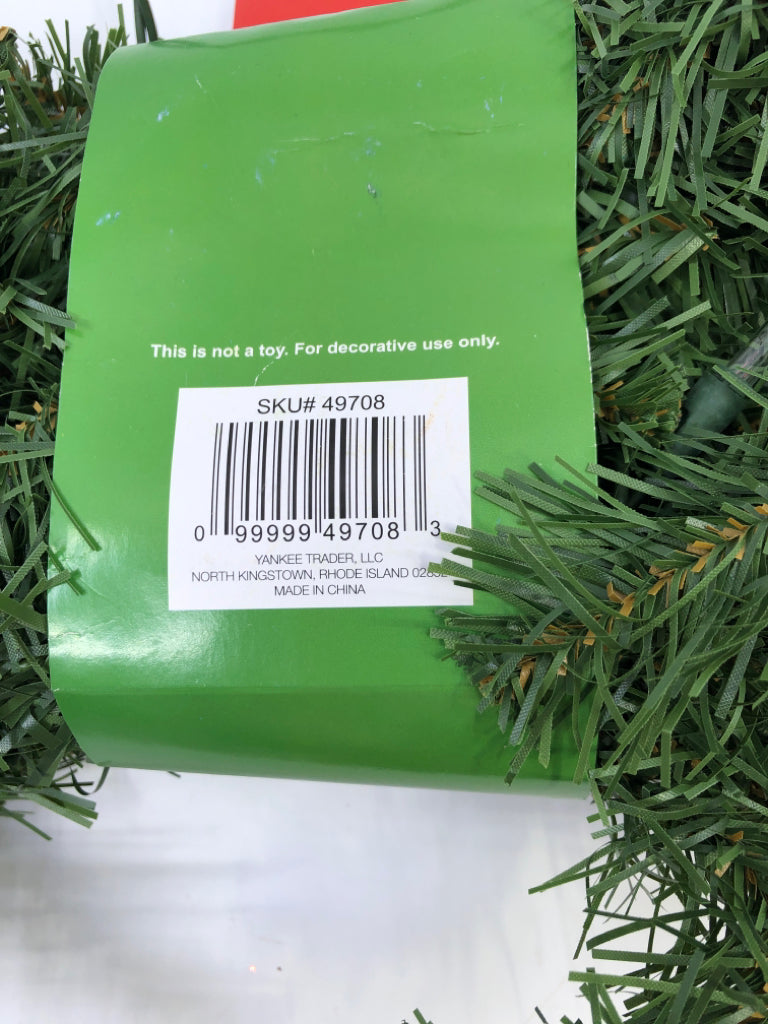 NIP LIGHT 9FT GARLAND.