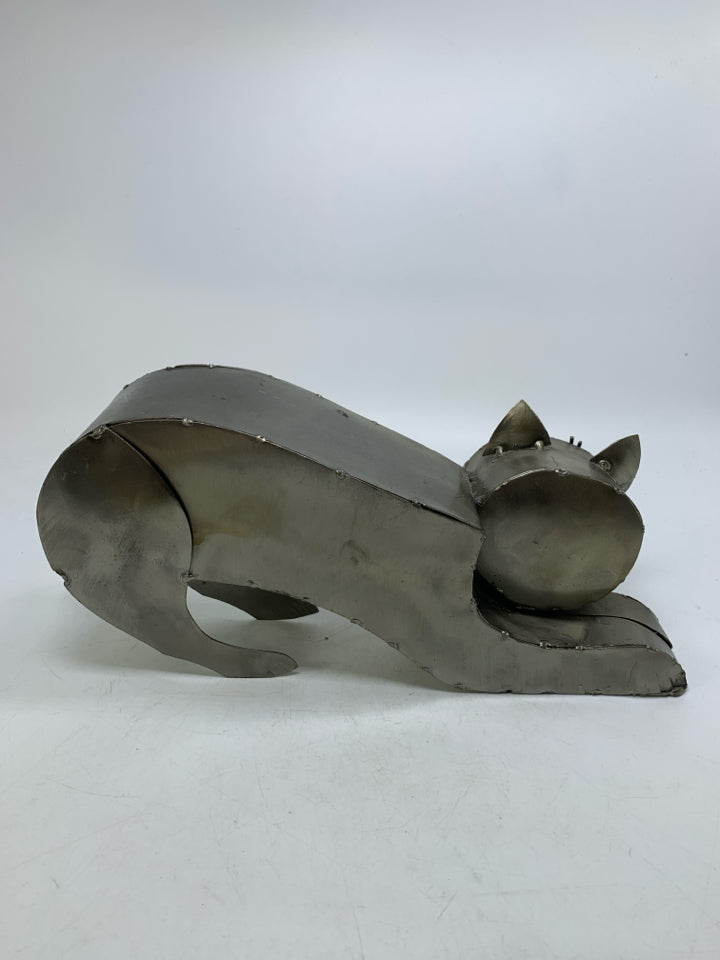 HAND MADE WELDED METAL CAT STRETCHING.