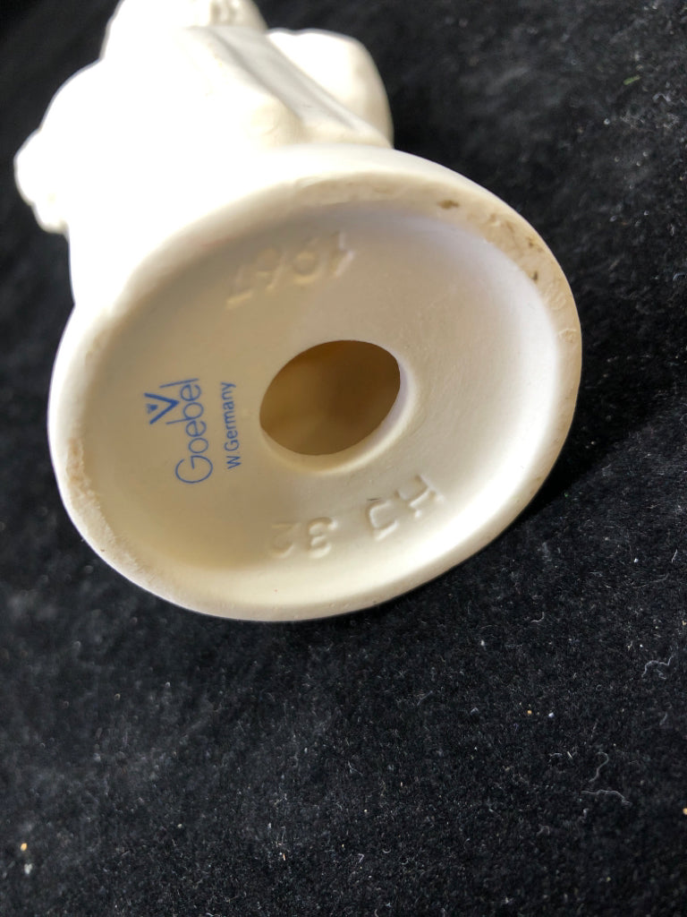 VTG BABY SHEPARD W/LAMB ON STAR GLOBE GOEBEL.