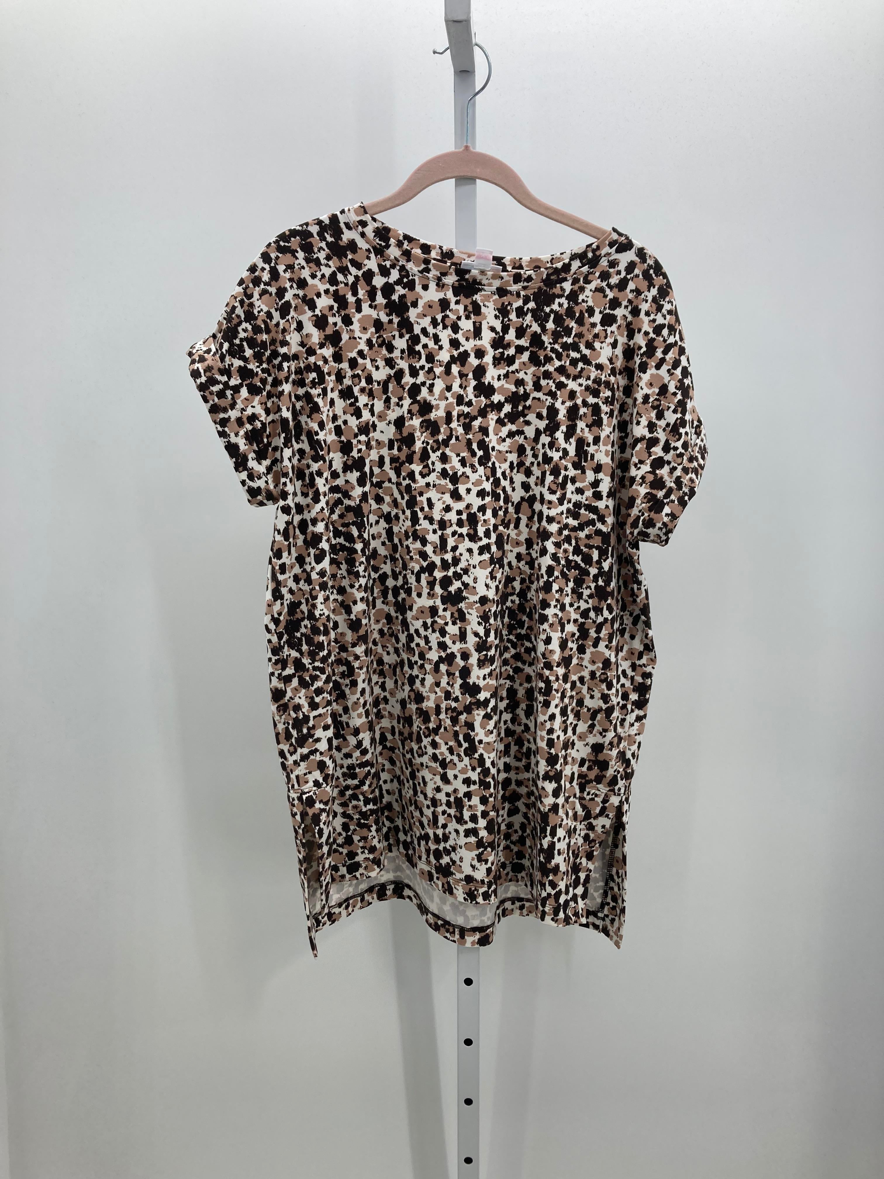 Lularoe Size Small Misses Short Sleeve Shirt