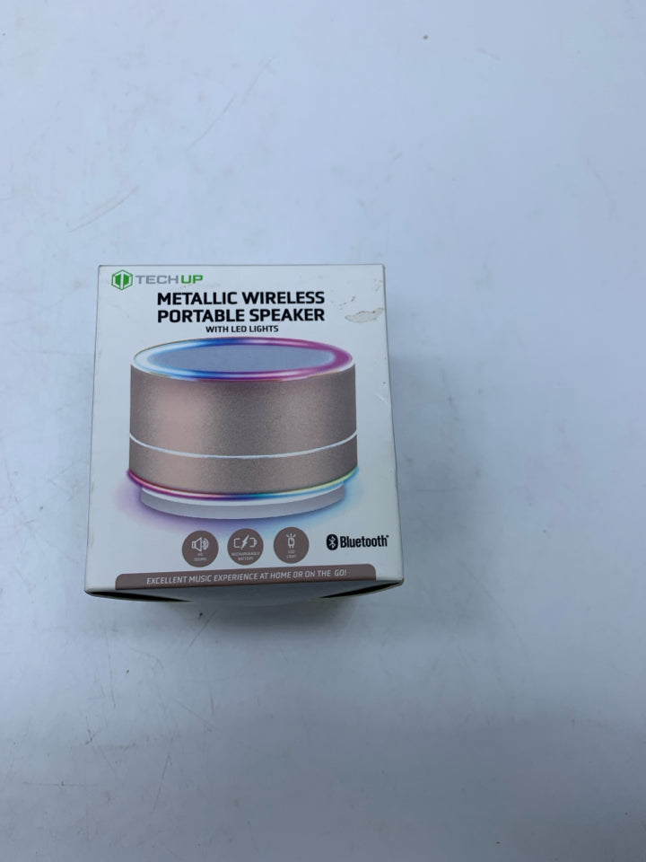 NIP METALLIC WIRELESS PORTABLE SPEAKER.
