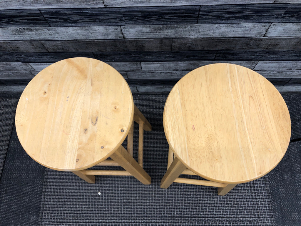 2 BLONDE WOOD STOOLS.