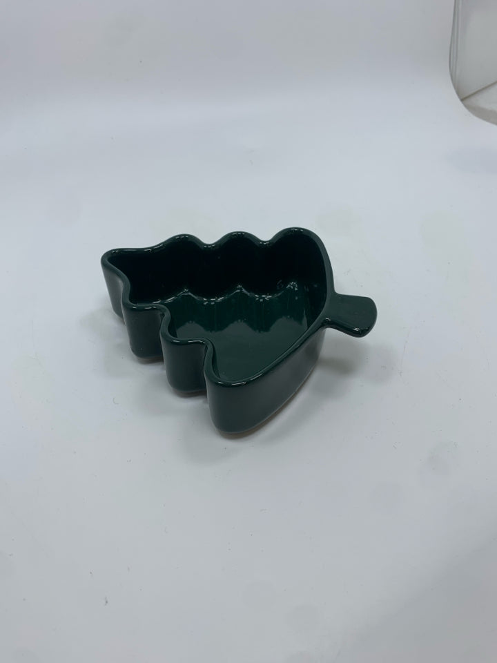 PINE TREE CERAMIC DISH - STONEWALL KITCHEN.