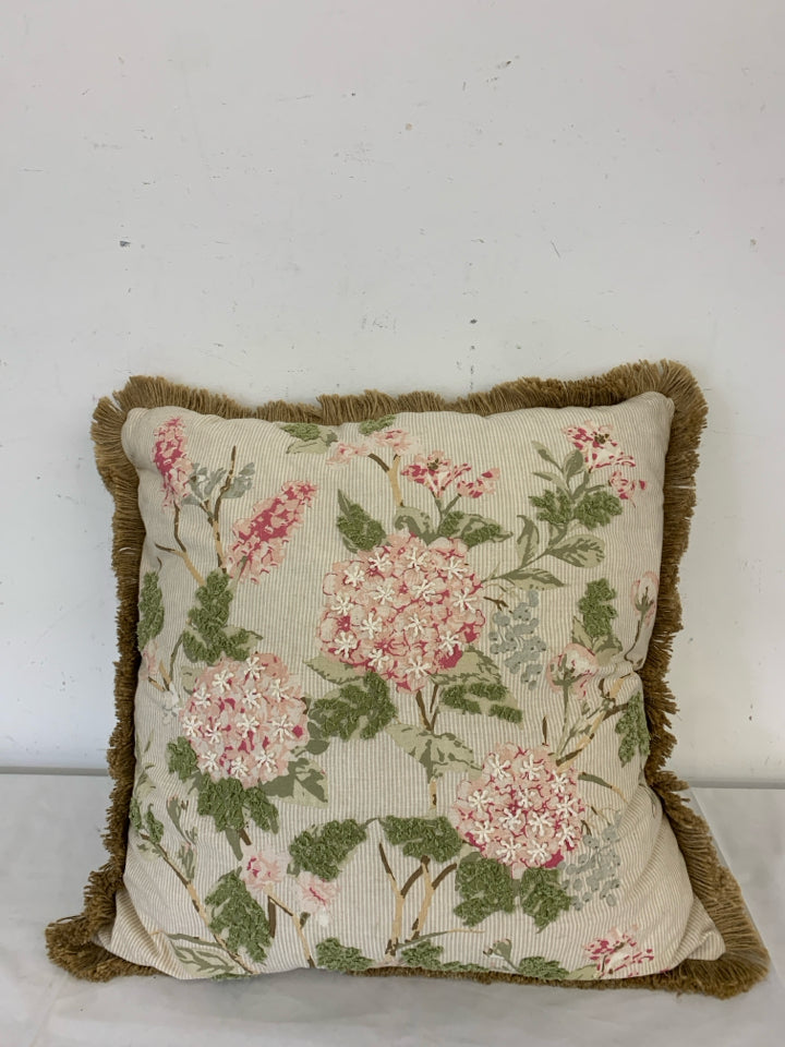 PILLOW W/FRINGE AND FLOWERS.