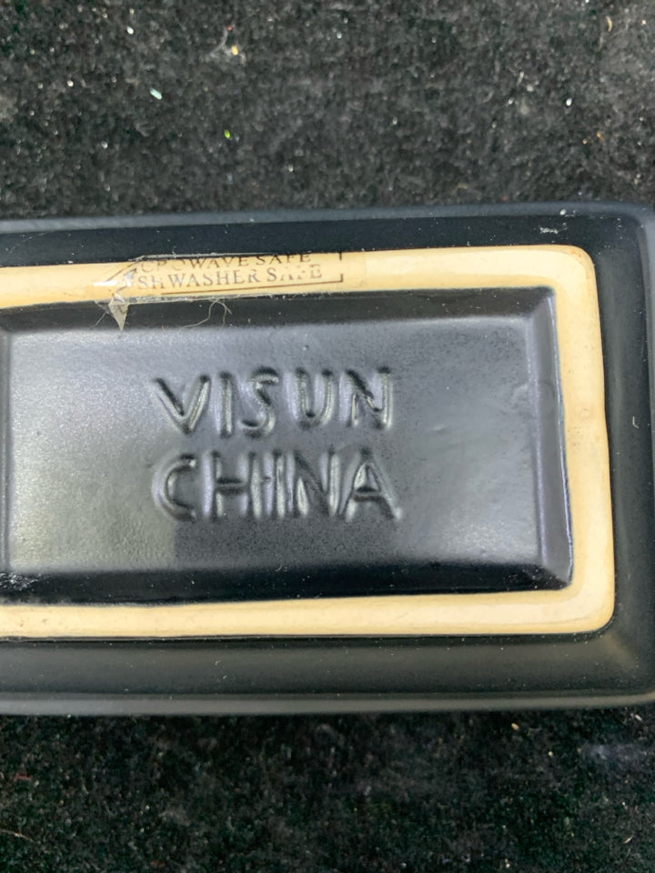 2 BLACK RED WHITE FLOWERS SAUCE DISHES.