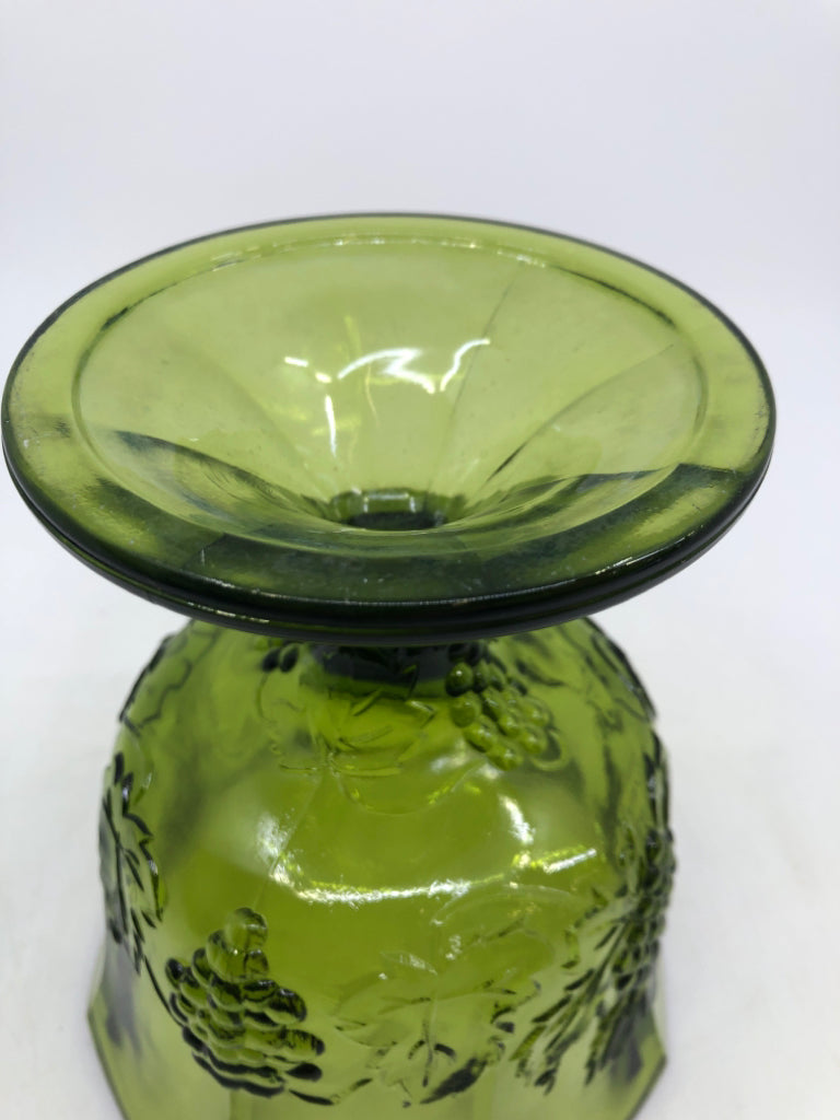 VTG GRAPE EMBOSSED GREEN GLASS FOOTED CANDY DISH.