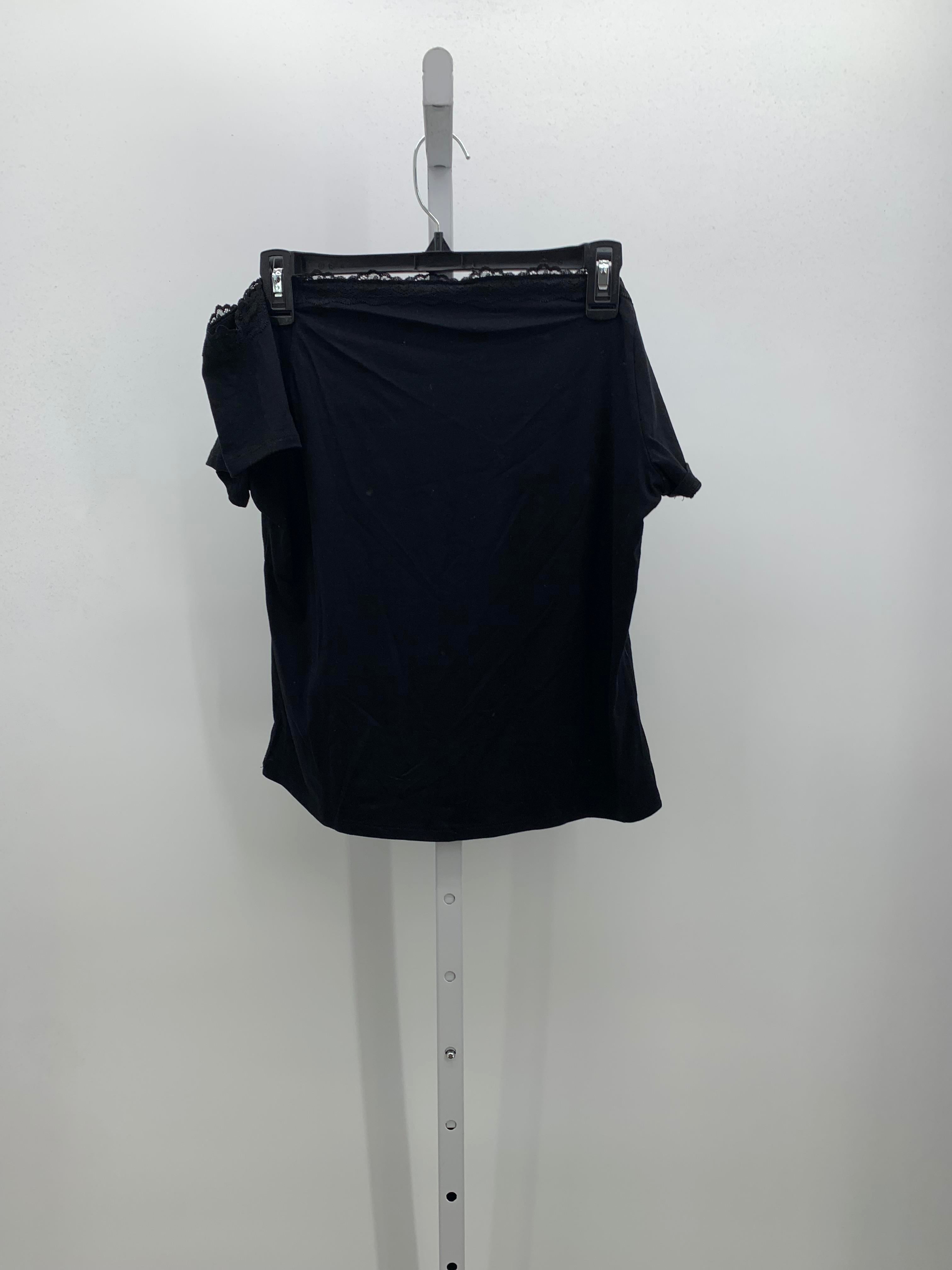 Old Navy Size Extra Large Misses Short Sleeve Shirt
