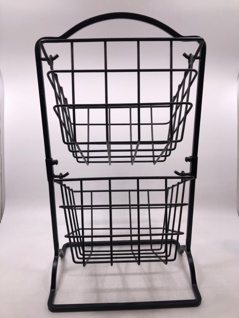 SWINGING 2-TIER METAL ORGANIZER.